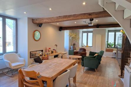 Maison de ville rénovée quartier St Martin à Mayenne