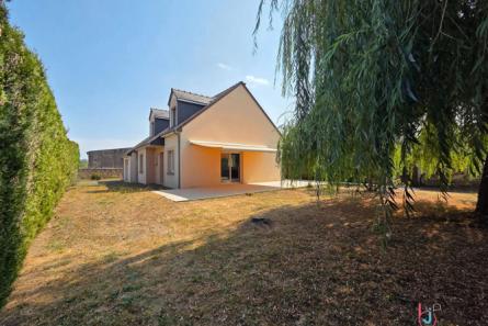 Maison secteur Meslay du Maine
