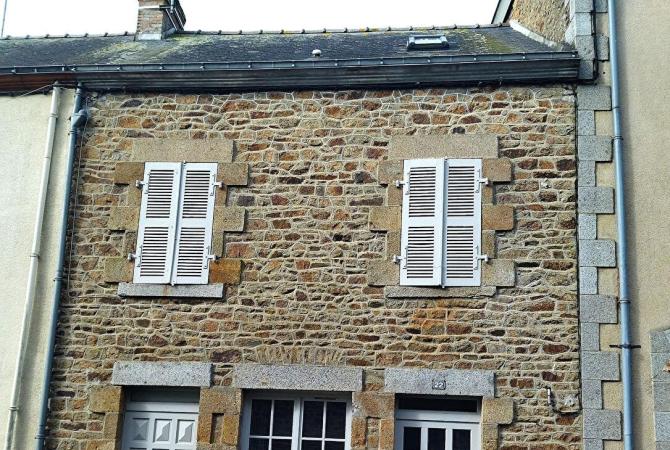 MAISON F4 à ERNEE