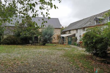 Maison sur 2,5ha à Vimartin sur Orthe
