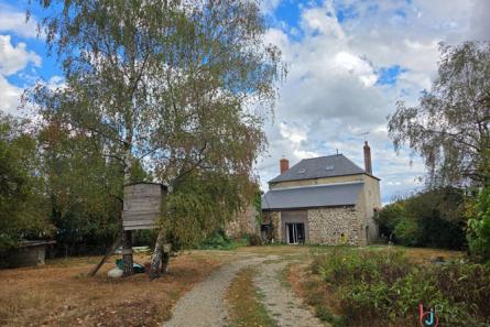 Maison à La Bazouge des Alleux