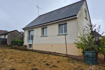 Pavillon sur sous-sol à Mayenne