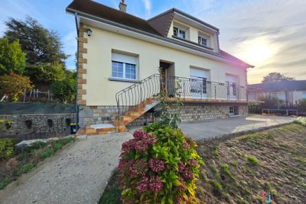 Superbe propriété avec plan d'eau secteur Lassay les Châteaux