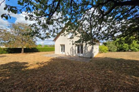 Maison à Montsûrs